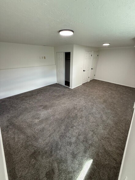 Building Photo - 4333 S 5630 W