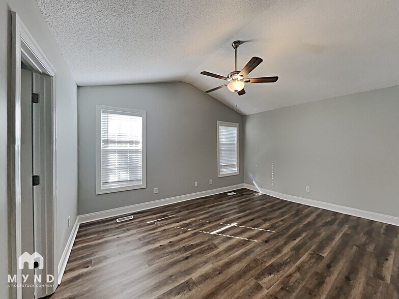 Building Photo - 456 Reeder Branch Dr