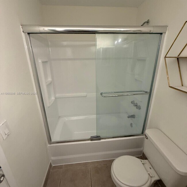 Building Photo - 8260 SW 149th Ct