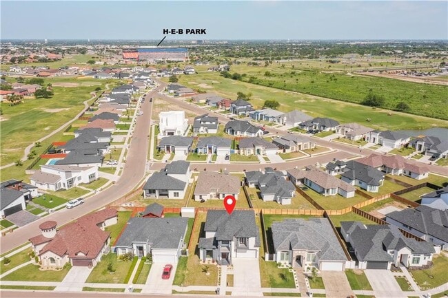 Building Photo - 1711 Lago Delton