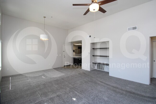 Building Photo - 11260 N 92nd St