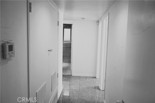 Building Photo - 4836 Swinton Ave