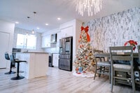 Building Photo - 5503 Sandcliff Ln