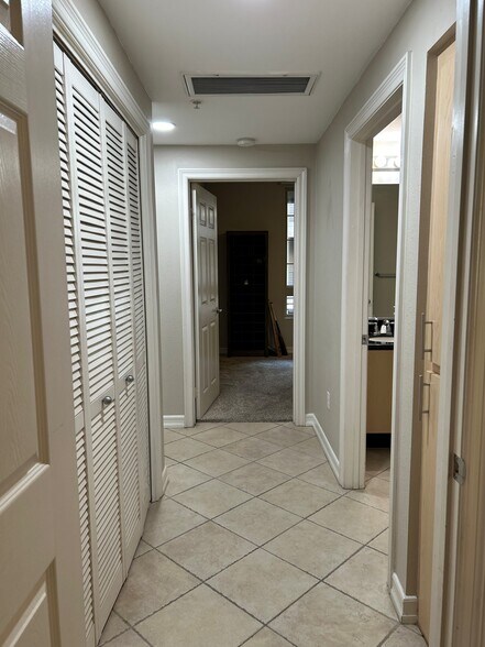 Hallway between bedroom 2 & 3 - 1465 C St