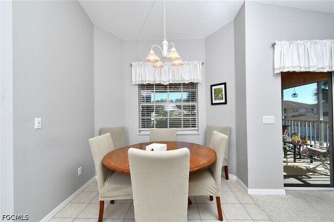 Building Photo - 19999 Lake Vista Cir