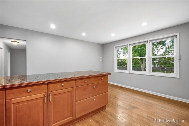 Building Photo - 120 W Hillside Ave