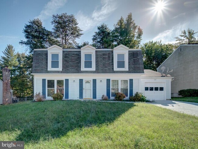 Building Photo - 12009 Amblewood Dr