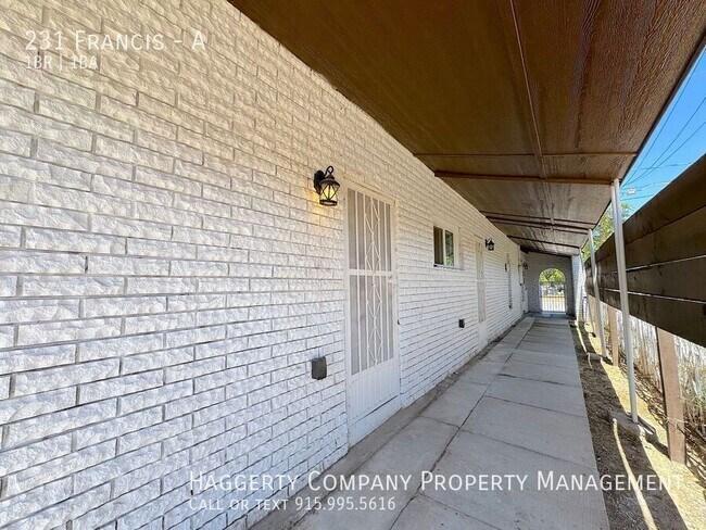 Building Photo - 231 Francis-A
