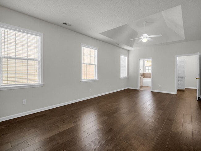 Building Photo - 46 Summer Meadow Rd