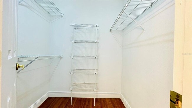 Building Photo - 3381 Hamlet Loop