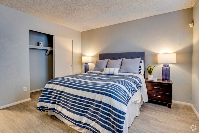 Bedroom - 1BR, 1BA - 615SF - Summers Point Apartments