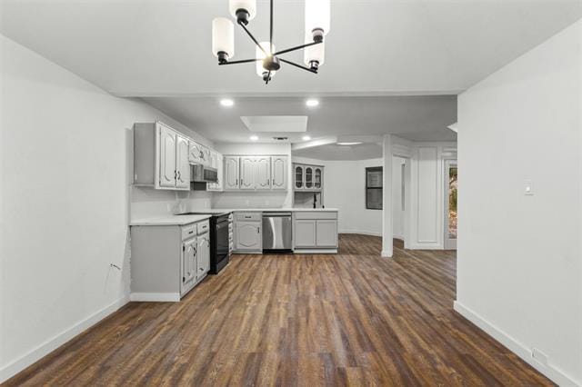 Building Photo - 1503 Bellflower Dr