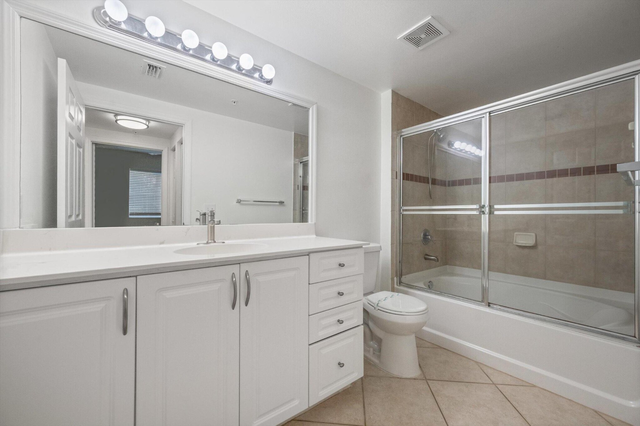 Building Photo - 6475 Emerald Dunes Dr