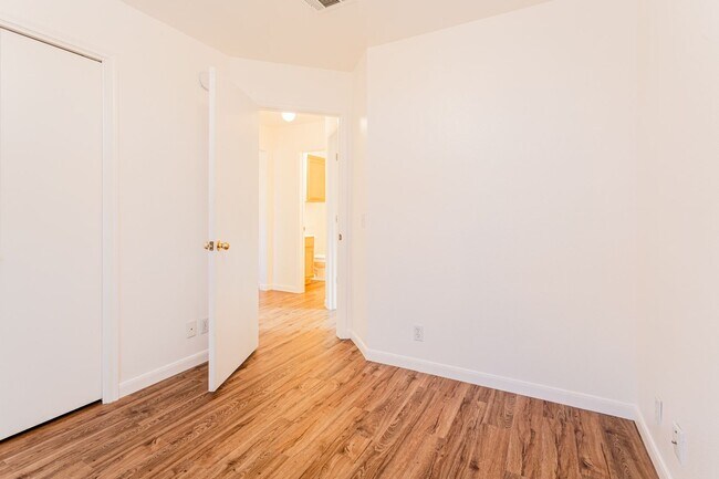Building Photo - Charming 3-Bedroom, 2-Bath Single-Family Home