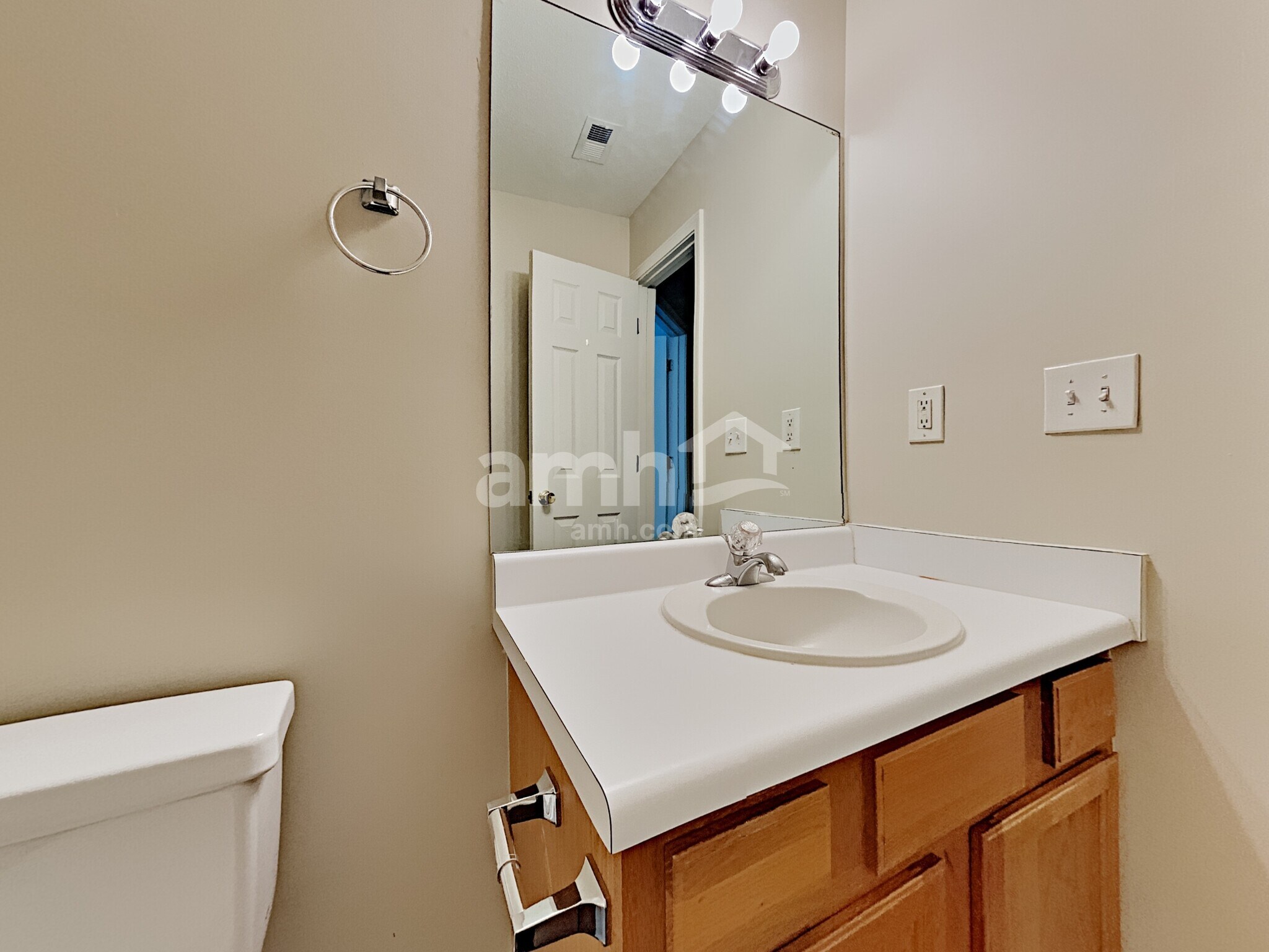 Building Photo - 4089 Dresden Ct NW