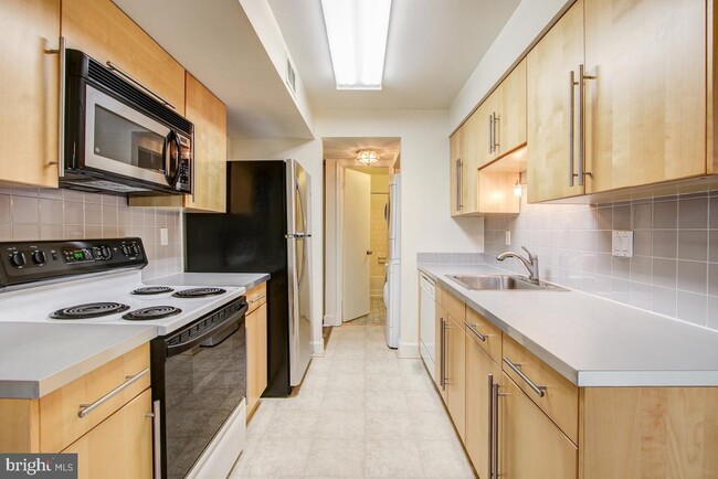 Building Photo - 20212 Shipley Terrace