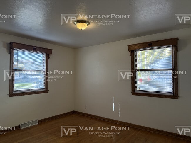 Building Photo - 1254 Rockdale St