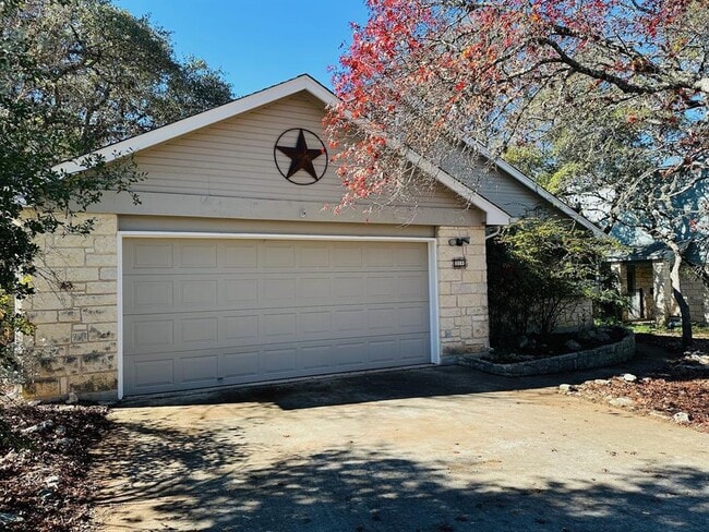 Building Photo - 27 Par View Dr