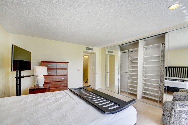 Building Photo - 4815 Esedra Ct