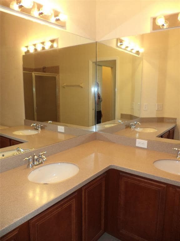 Building Photo - 8505 Sandpiper Ridge Ave