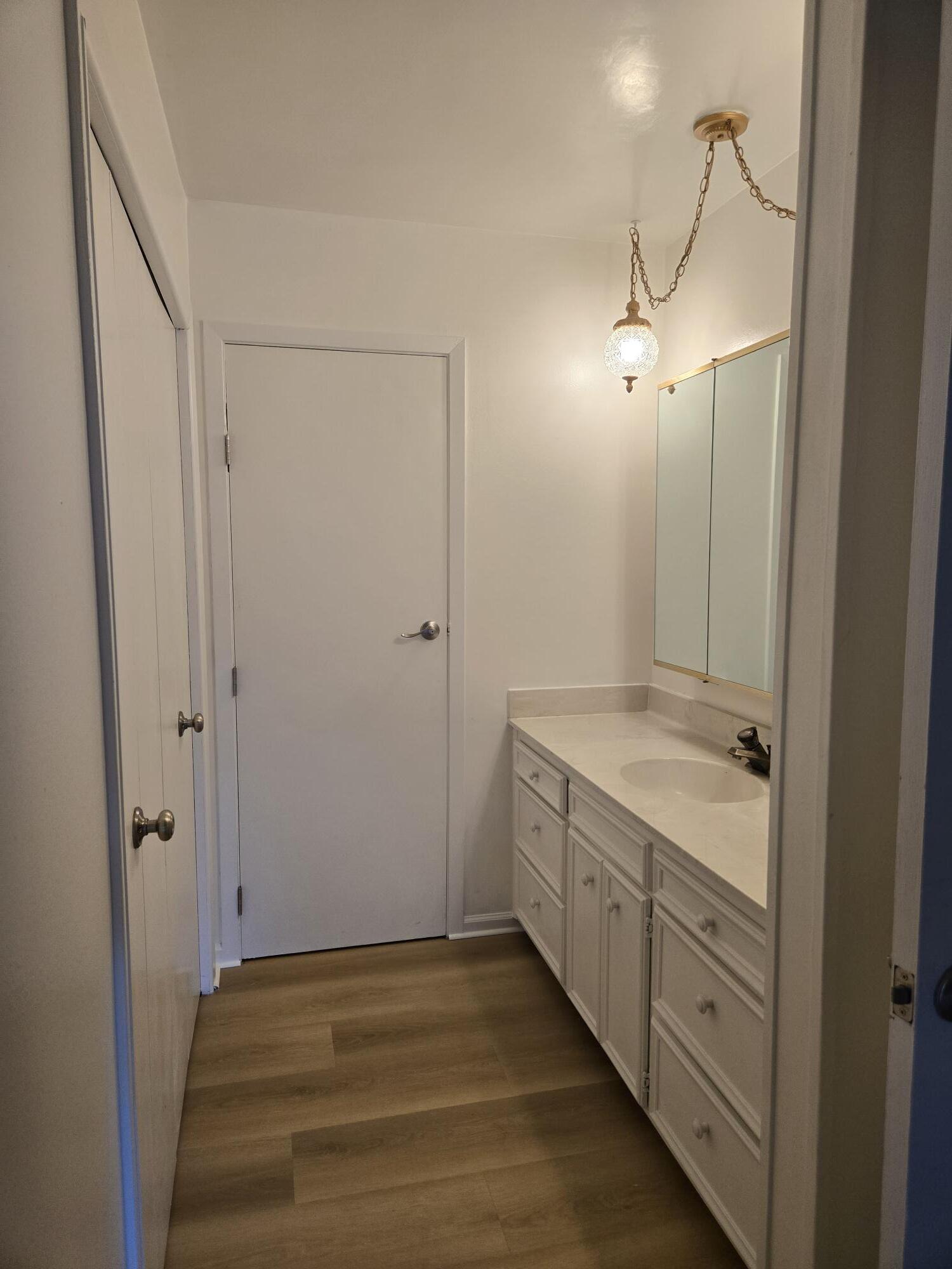 Master Bedroom Vanity - 7510 Cahill Rd