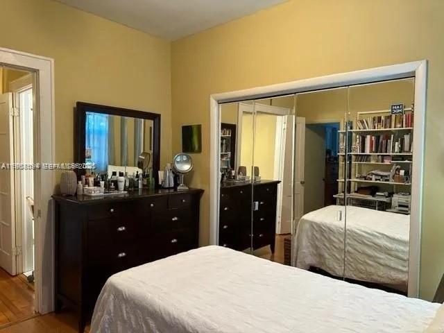 Building Photo - 1103 Genoa St