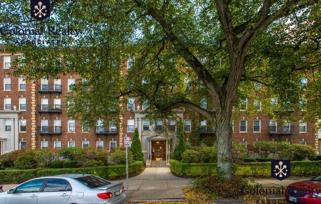 Building Photo - 1848 Commonwealth Ave