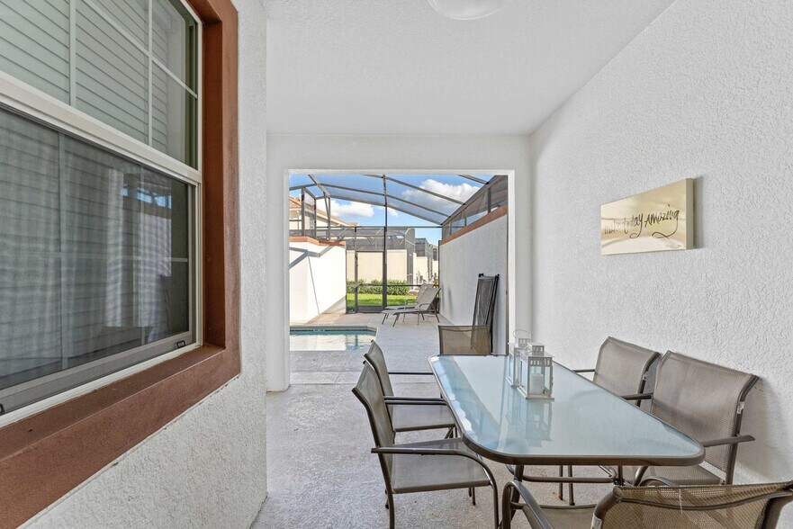 Building Photo - 4802 Romeo Cir