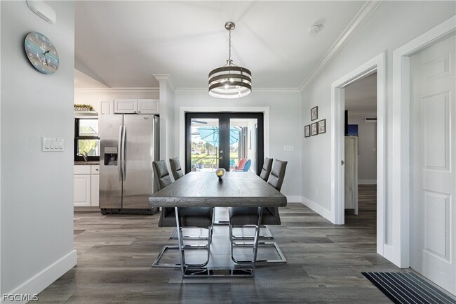 Building Photo - 1932 SE 9th Terrace