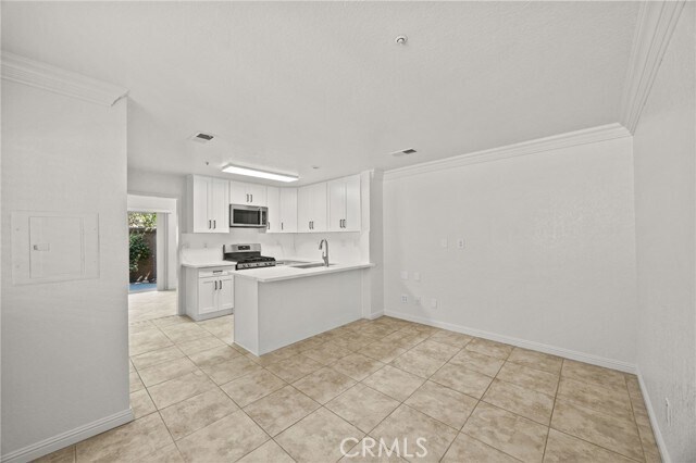 Building Photo - 11229 Terra Vista Pkwy
