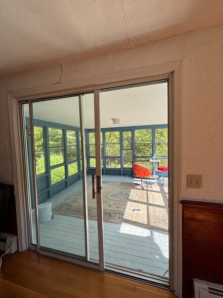 Building Photo - 5 Freeman Cir