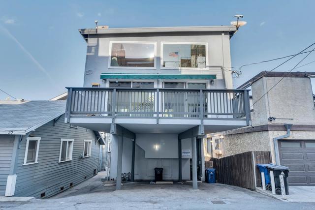 Building Photo - 24 20th Ave
