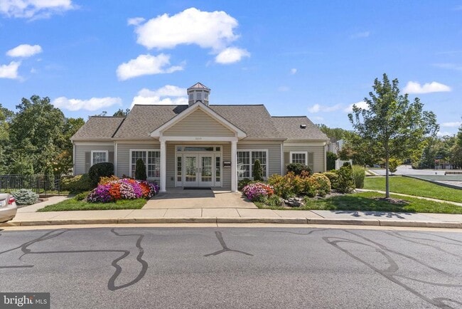 Building Photo - 6385 Levtov Landing