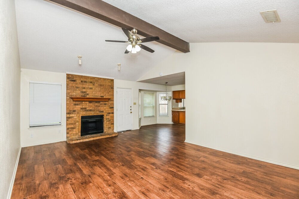 Building Photo - 7908 Gladewater Dr