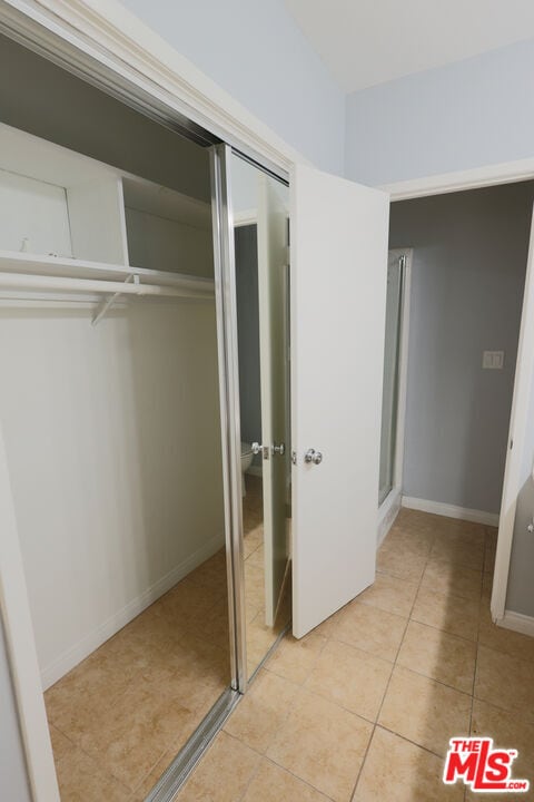 Building Photo - 1250 Kings Rd