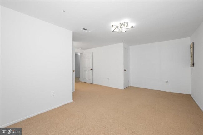 Building Photo - 16110 Hayshire Ct