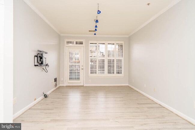 Building Photo - 8183 Carnegie Hall Ct