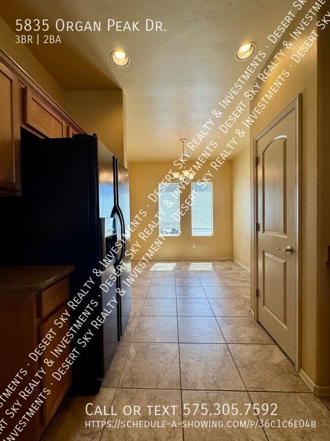 Building Photo - 5835 Organ Peak Dr