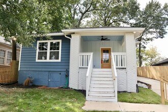 Building Photo - Oakland City 3 Bed/2 Bath, Beautifully Rem...