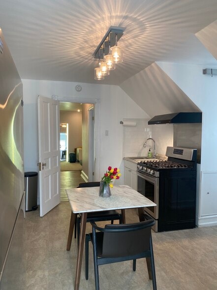 Kitchen - 1013 N 63rd St