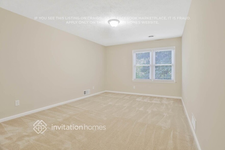 Building Photo - 695 Hickory Ridge Rd SW