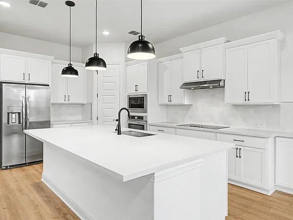 Building Photo - 104 Rocky River Rd