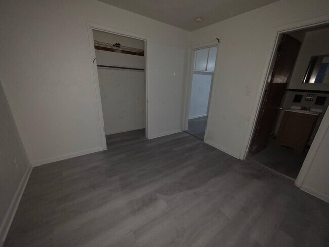 Building Photo - 1815 Cleveland Ave