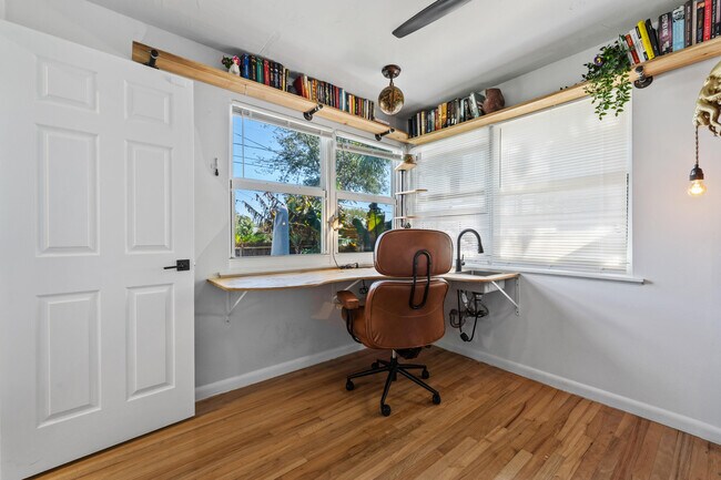 Building Photo - 1616 N N St