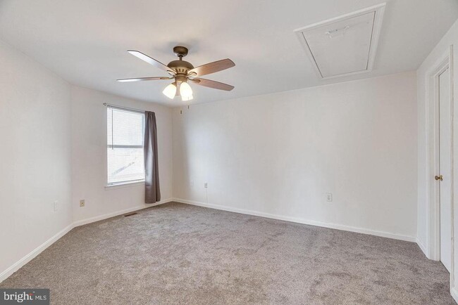 Building Photo - 4418 Pembrook Village Dr