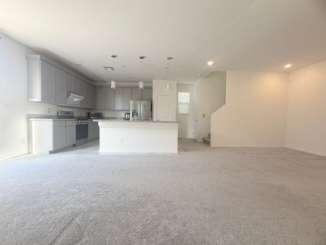 Building Photo - Wonderful upgraded two story single house