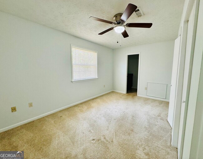 Building Photo - 109 Boxwood Ct