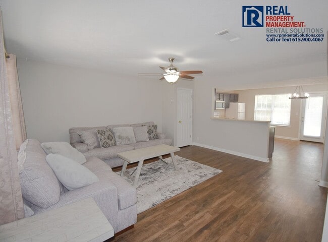 Building Photo - 2027 Bradyville Pike