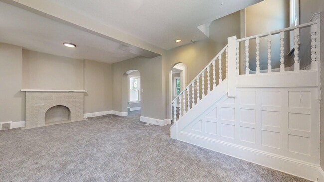 Building Photo - Cudell/West Blvd neighborhood; 4 bedroom/1 bath single family house for rent!