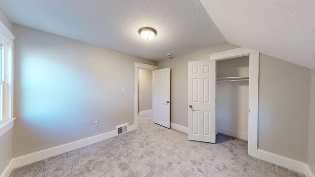 Building Photo - Cudell Area - 3 Bedroom - 1 Bath - Single ...